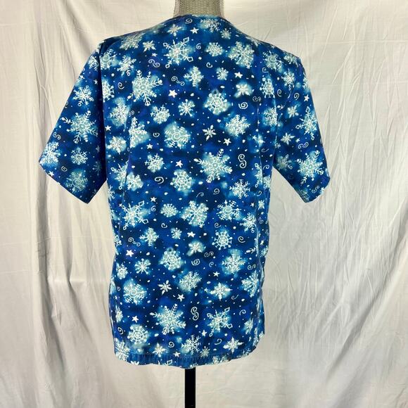 UA Scrubs Winter Snowflake Set Women's Small Top Pants Pockets Nursing Medical - Picture 6 of 10